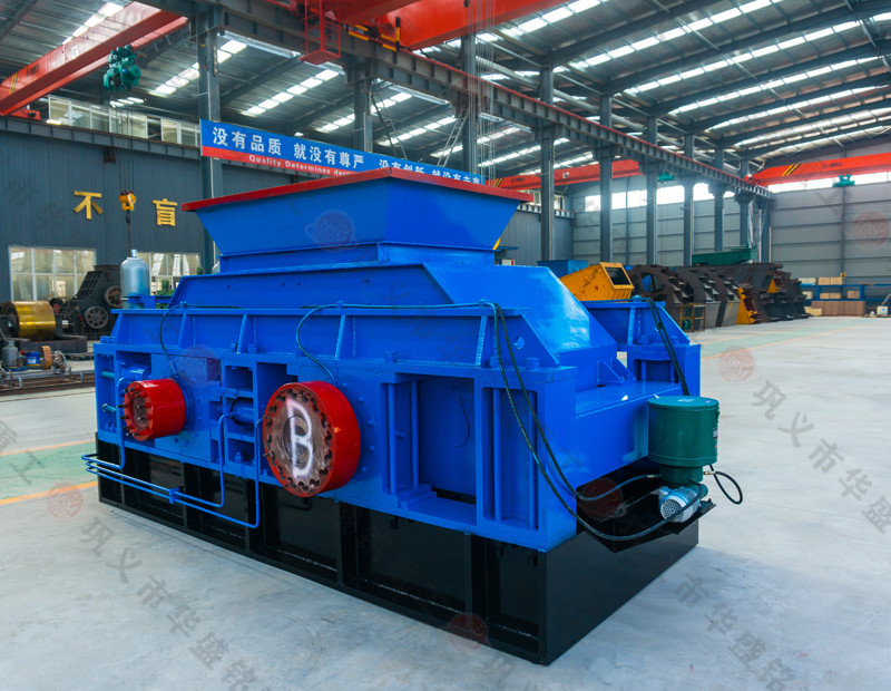 大型液壓對輥制砂機(jī)原理和優(yōu)勢,哪家制砂機(jī)設(shè)備比較便宜